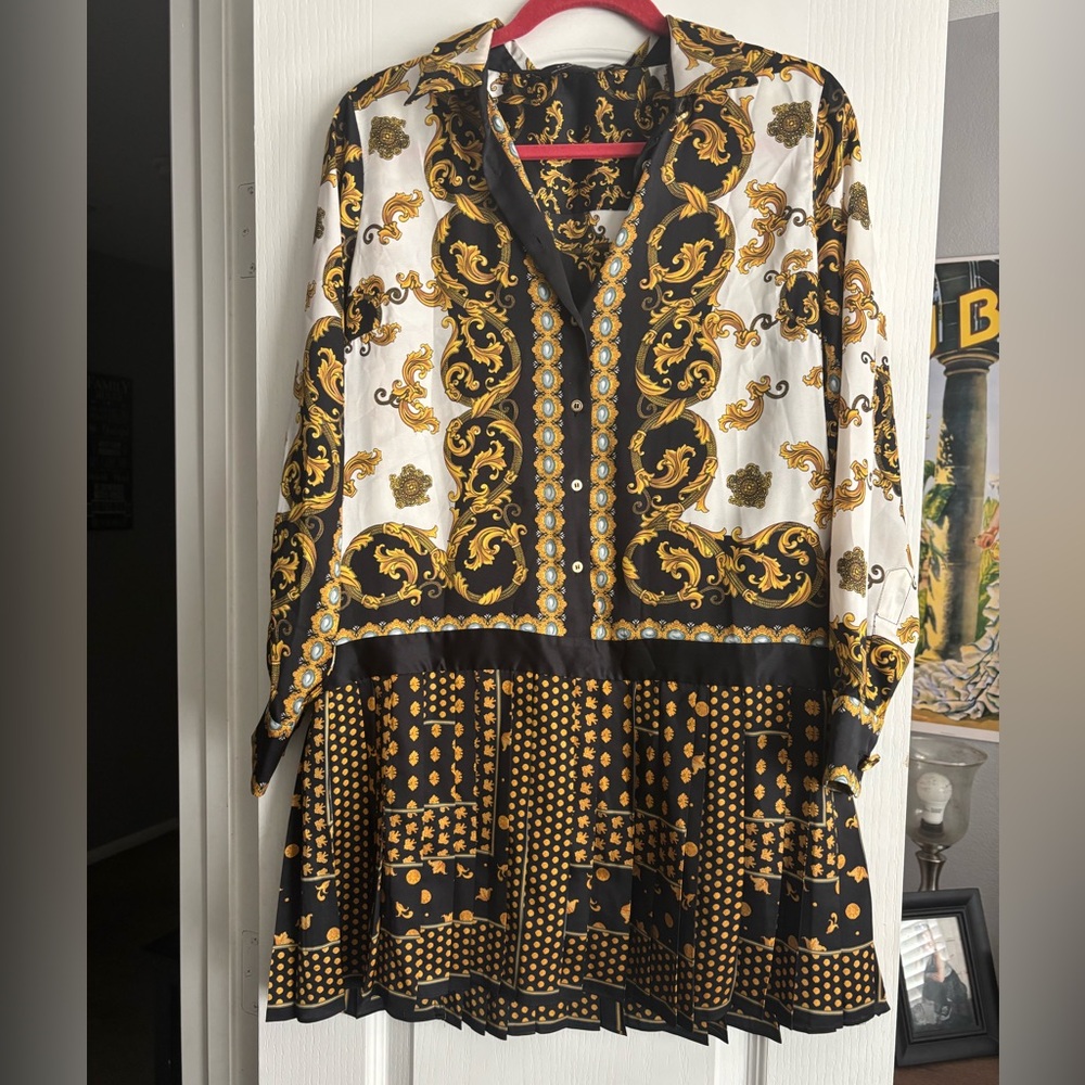 ZARA Elegant Black and Gold Patterned Dress